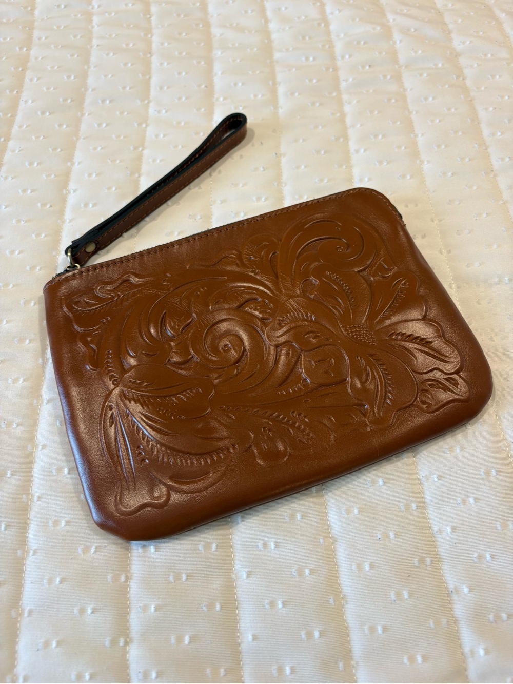 Patricia Nash Cassini Tooled Floral Embossed Leather Wristlet Clutch